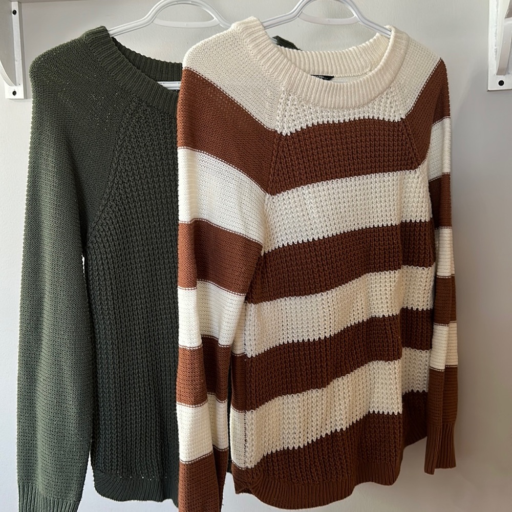 Sweater bundle - Picture 1 of 3
